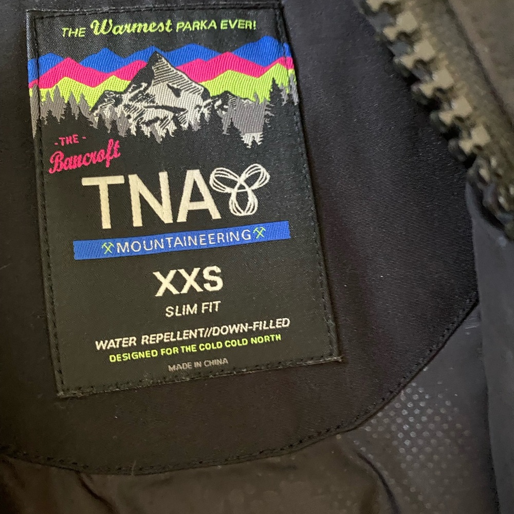 TNA Bancroft parka. Faux fur lining missing - Picture 2 of 5